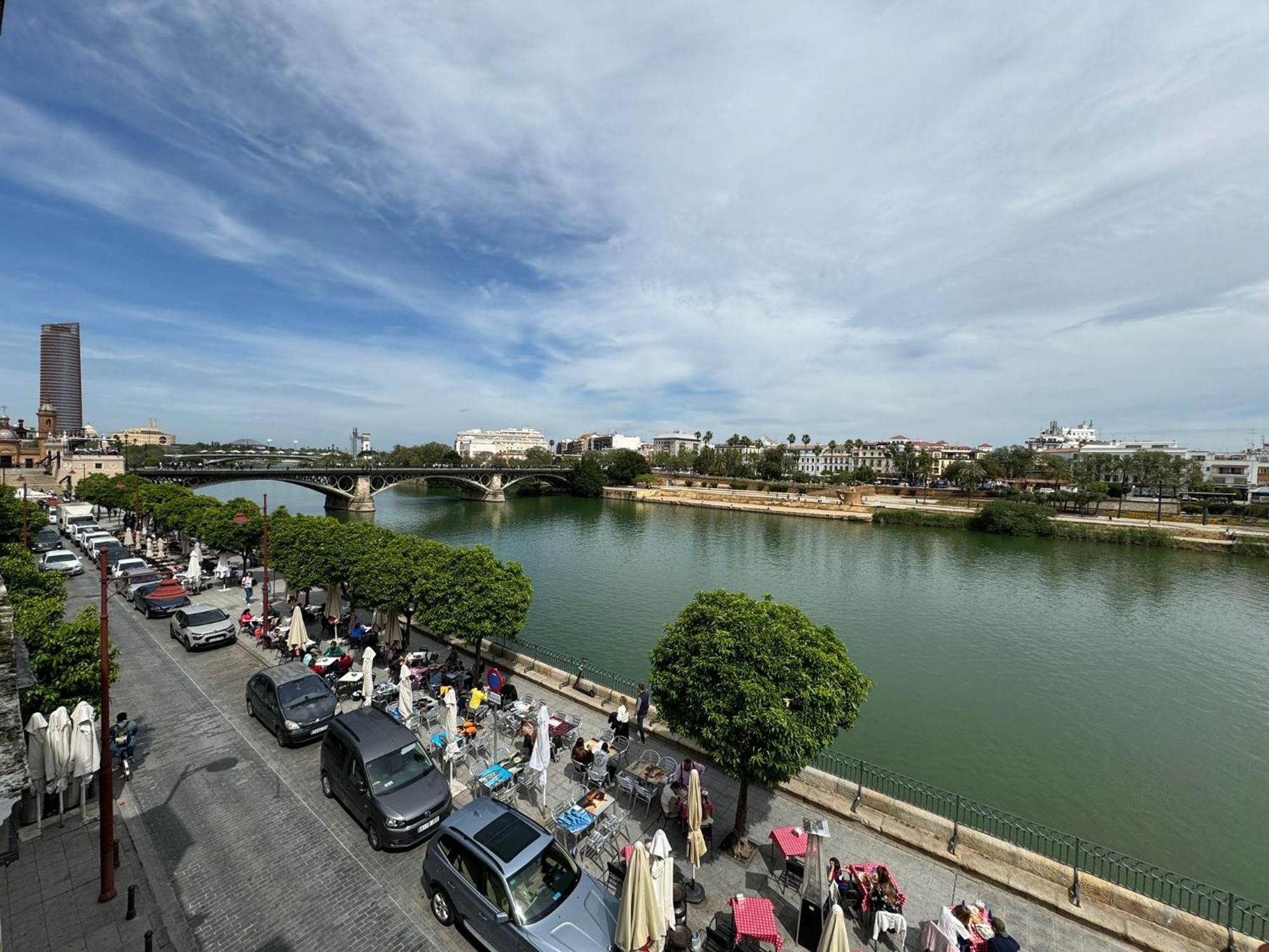 Apartamento Wonderful Duplex In Calle Betis