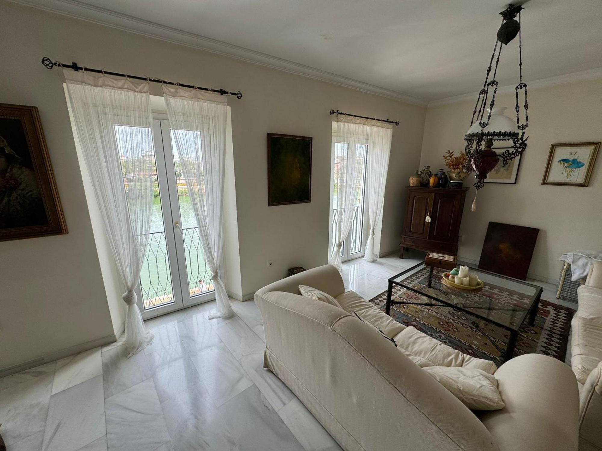 Wonderful Duplex In Calle Betis Sevilla